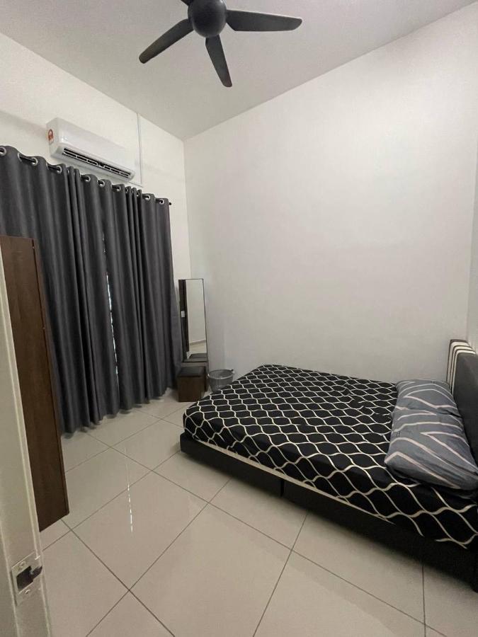 Bungalow Homestay Jasin Malacca Exteriör bild